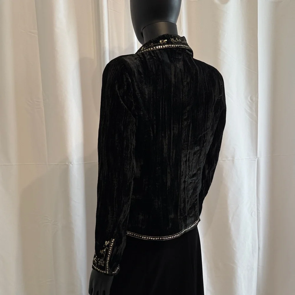 Katherine Barclay Holiday Embroidered Black Velvet Jacket size 8 NWT - Picture 9 of 13